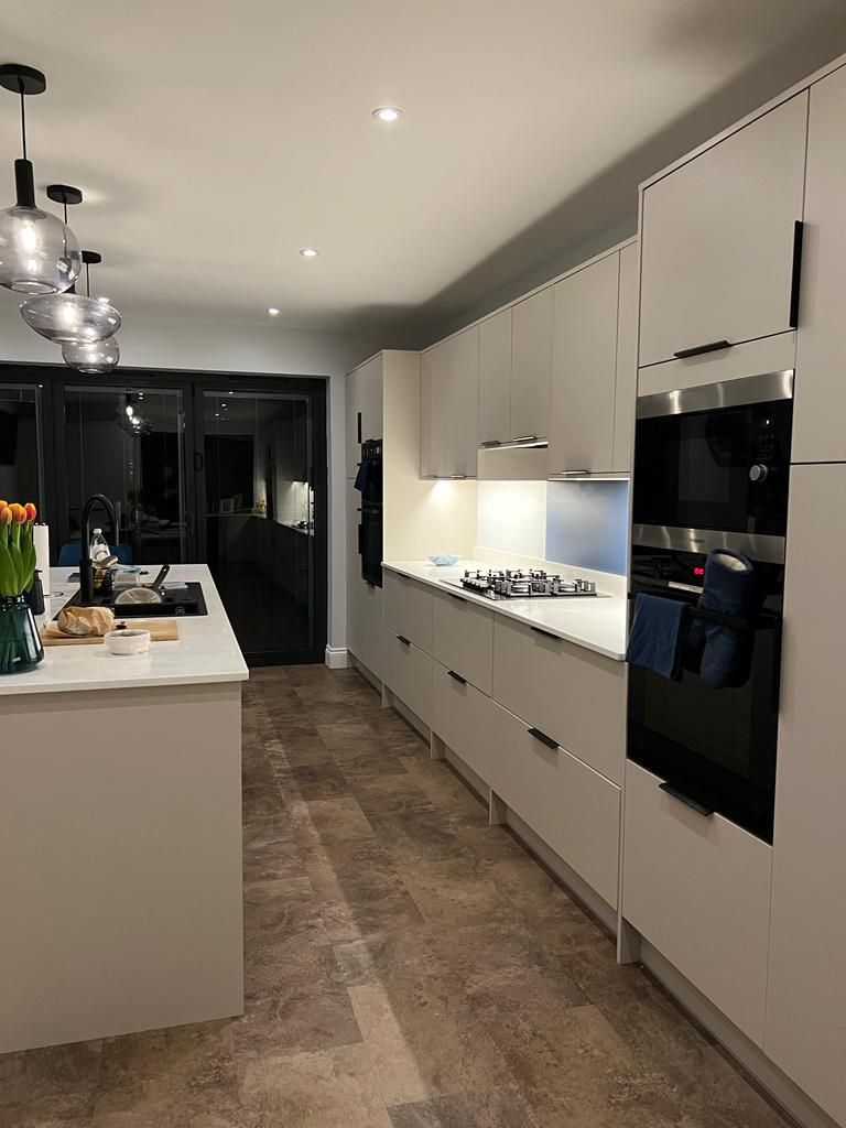 Lucy's Side-Return Extension & Kitchen — project photo